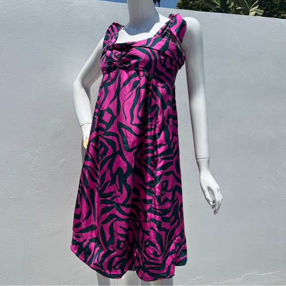 MARC JACOBS Oversize Abstract Rose Outline Babydoll Dress - Picture 10 of 15